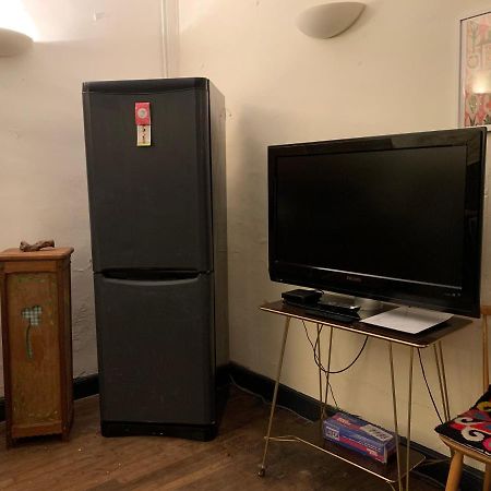 Chambre Sdb Privee Townhouse 26 Chambres D'Hotes Civray Civray  Eksteriør bilde