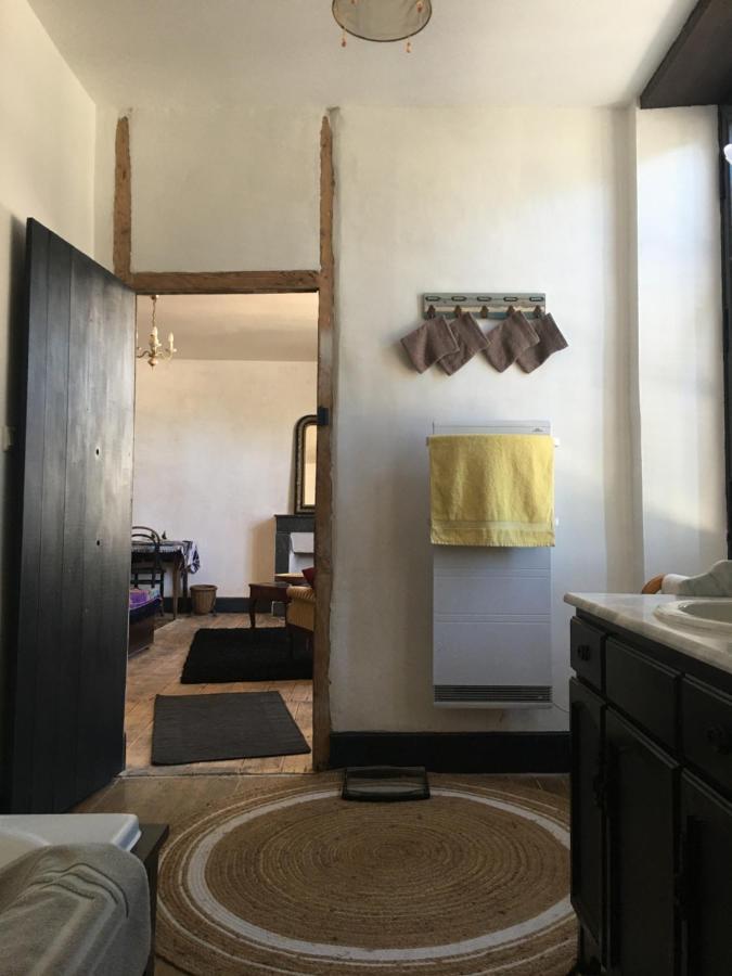 Chambre Sdb Privee Townhouse 26 Chambres D'Hotes Civray Civray  Eksteriør bilde